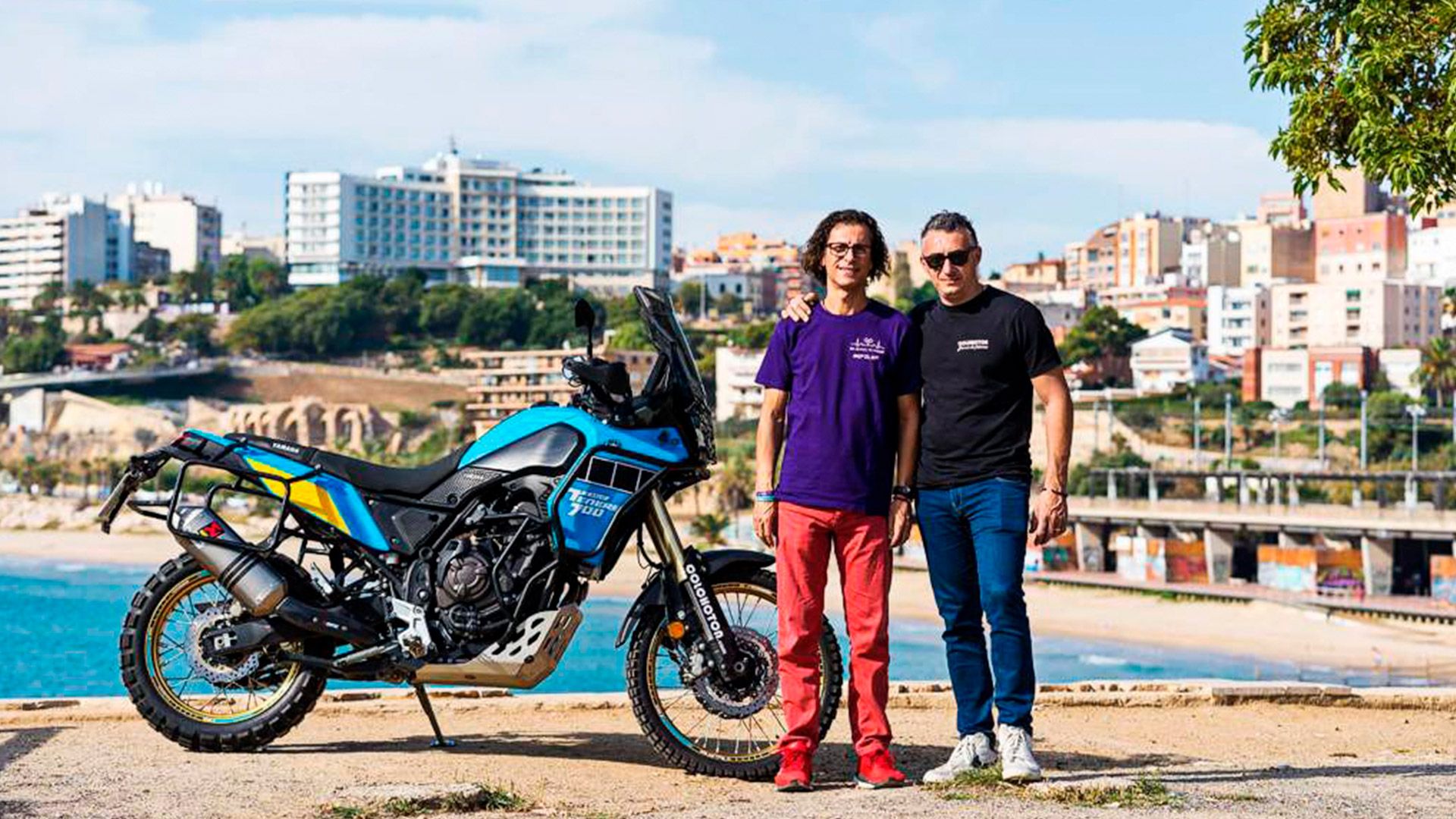 Juanillo fa la volta al món amb moto – “KM solidàris”