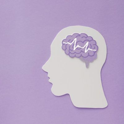 encefalografía-recorte-papel-cerebro-sobre-fondo-purpura-epilepsia-conciencia-alzheimer-trastorno-convulsivo-concepto-salud-mental_49149-1256-e16163455551544-400x400